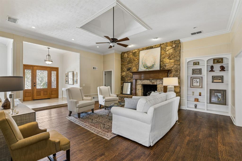 9639 Vista Oaks Drive