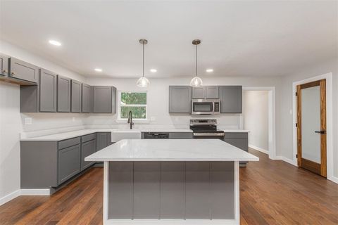 1024 Tower Street Canton TX 75103
