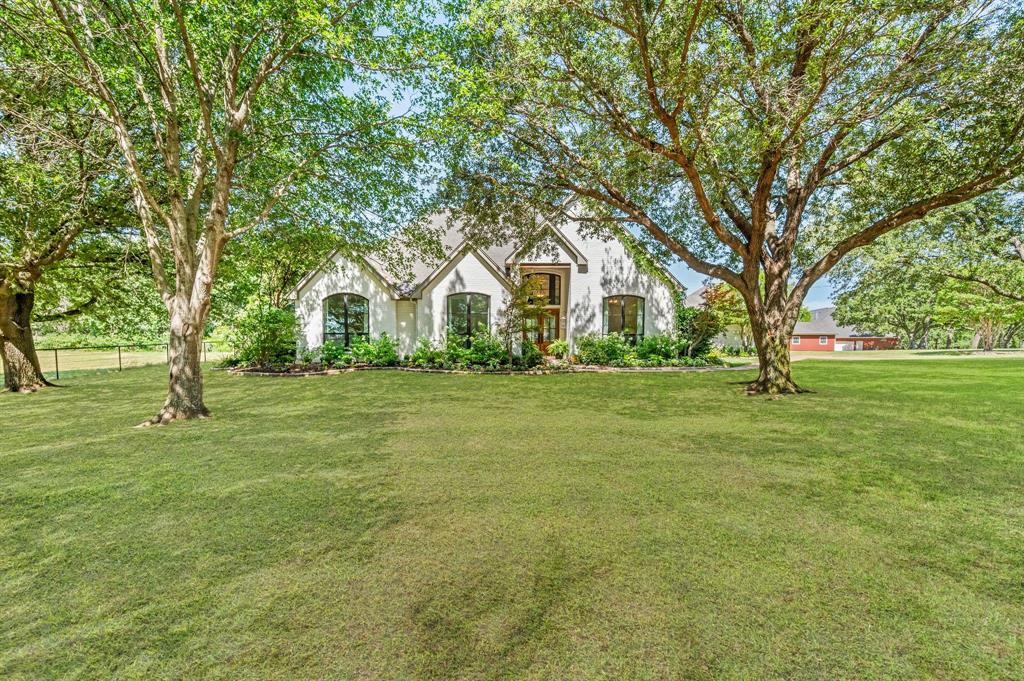 3100 Woodland Drive