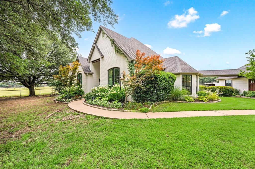 3100 Woodland Drive