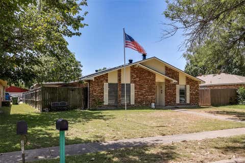 Photo of 2617 Roman Way, Garland, TX 75040 (MLS # 21358829)