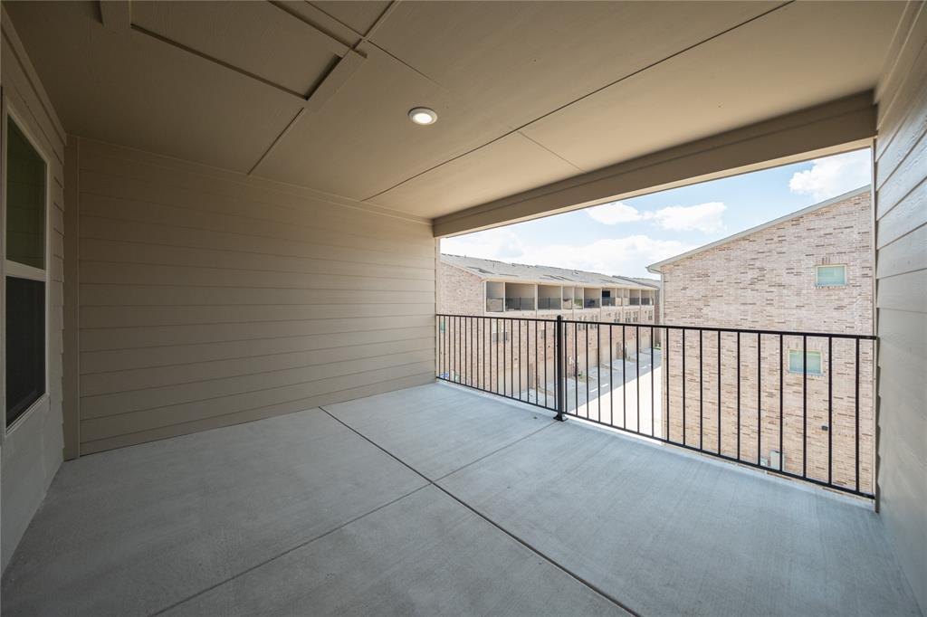 Plano Gateway - Residential