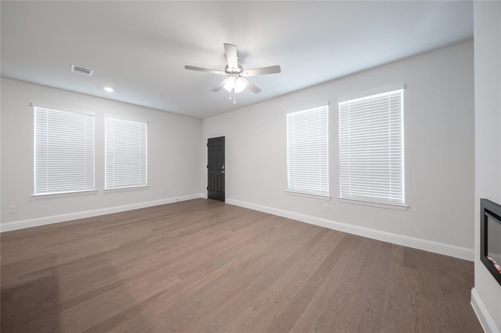 Plano Gateway - Residential