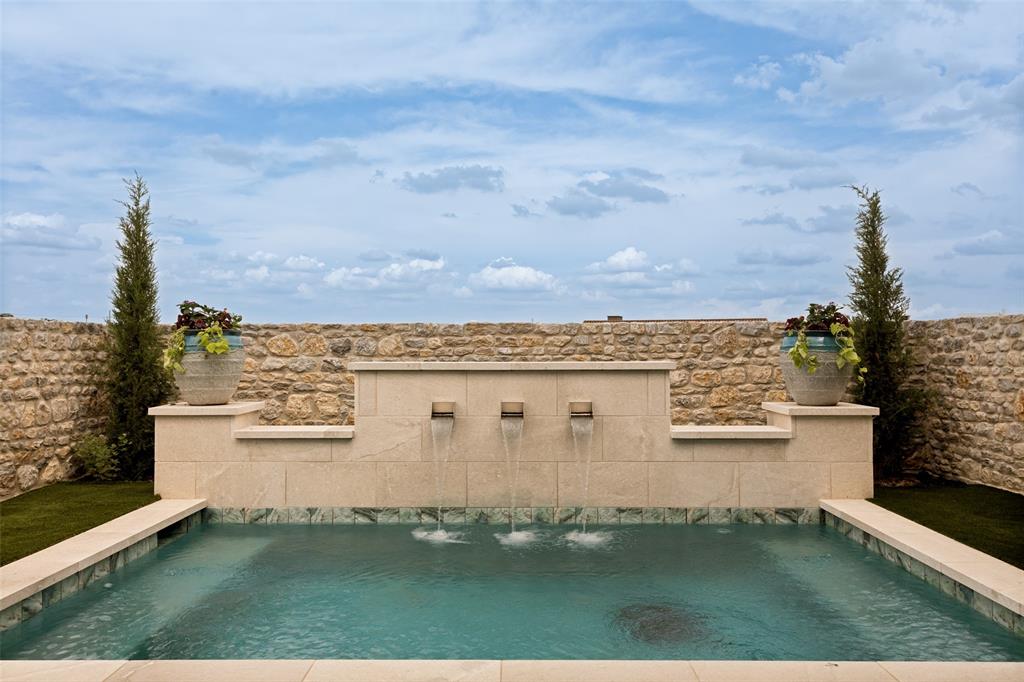 48 Cardona Drive