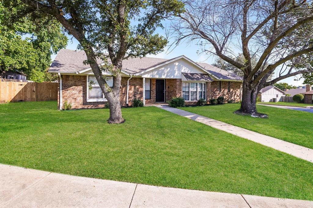 2725 Clearmeadow Court