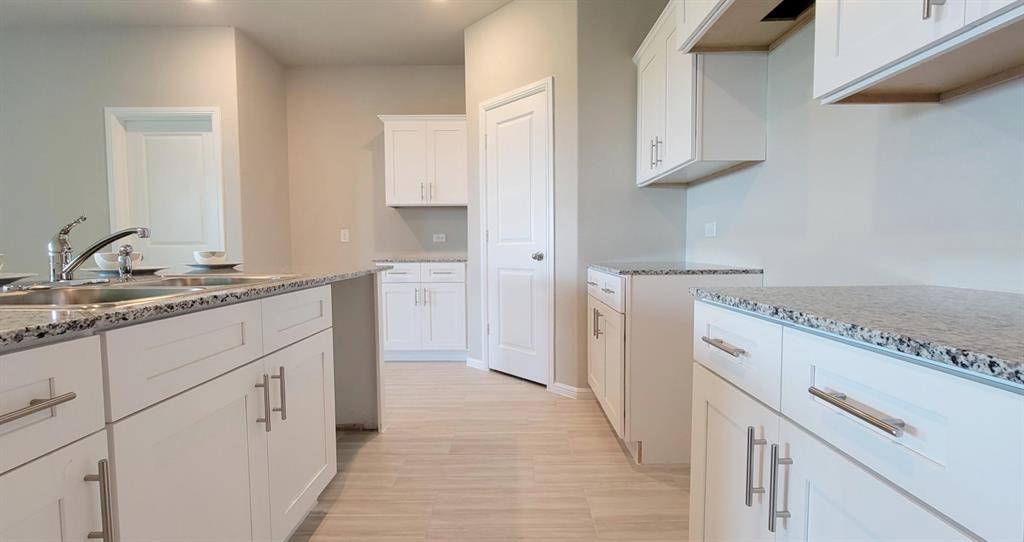 9473 MINT HILL Drive