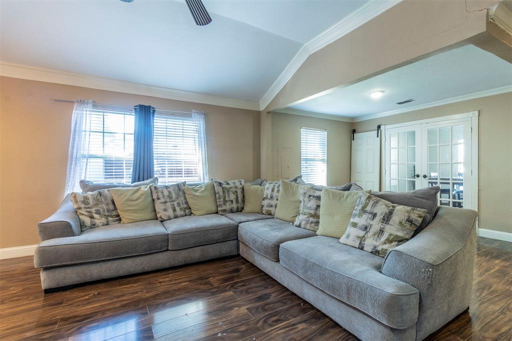 1508 Las Pinas Court