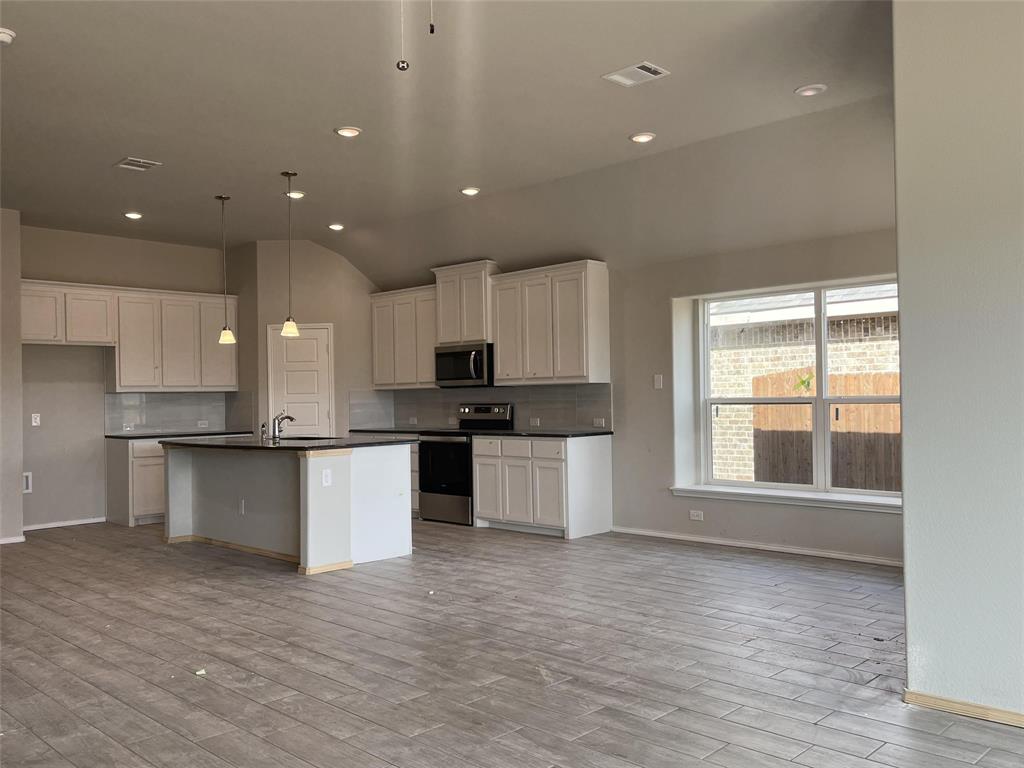 Woodland Springs - Residential