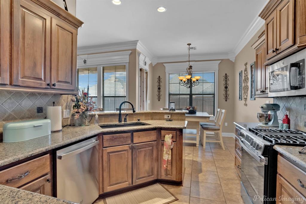 Bossier City, Louisiana 71112, United States, 4 Bedrooms Bedrooms, ,2 BathroomsBathrooms,Residential,Pending,79186