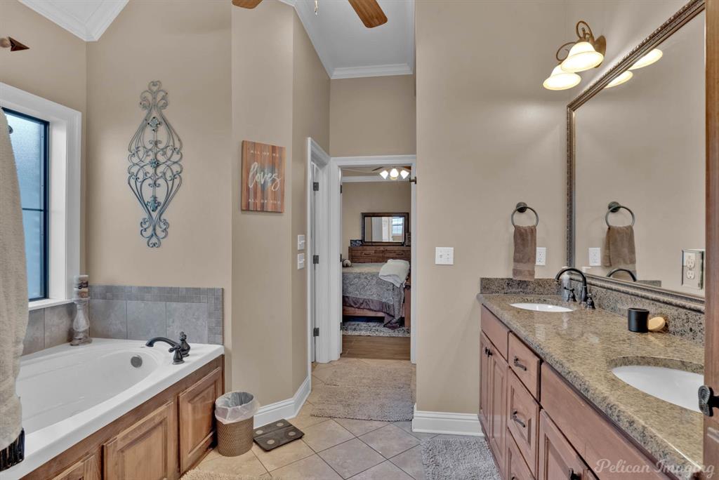 Bossier City, Louisiana 71112, United States, 4 Bedrooms Bedrooms, ,2 BathroomsBathrooms,Residential,Pending,79186