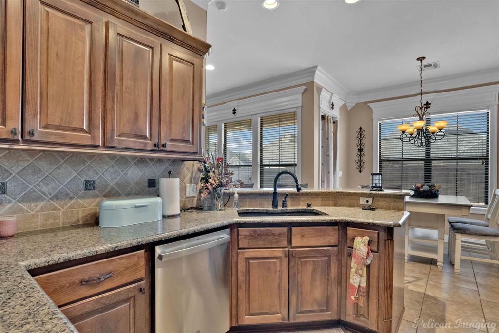 Bossier City, Louisiana 71112, United States, 4 Bedrooms Bedrooms, ,2 BathroomsBathrooms,Residential,Pending,79186