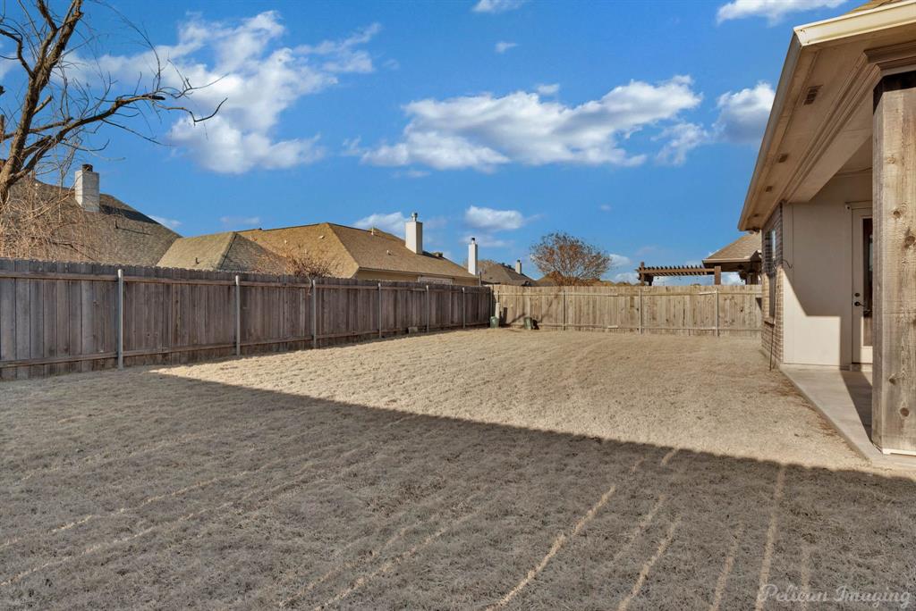 Bossier City, Louisiana 71112, United States, 4 Bedrooms Bedrooms, ,2 BathroomsBathrooms,Residential,Pending,79186