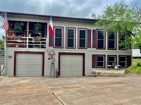 309 Broken Arrow Comanche TX 76442