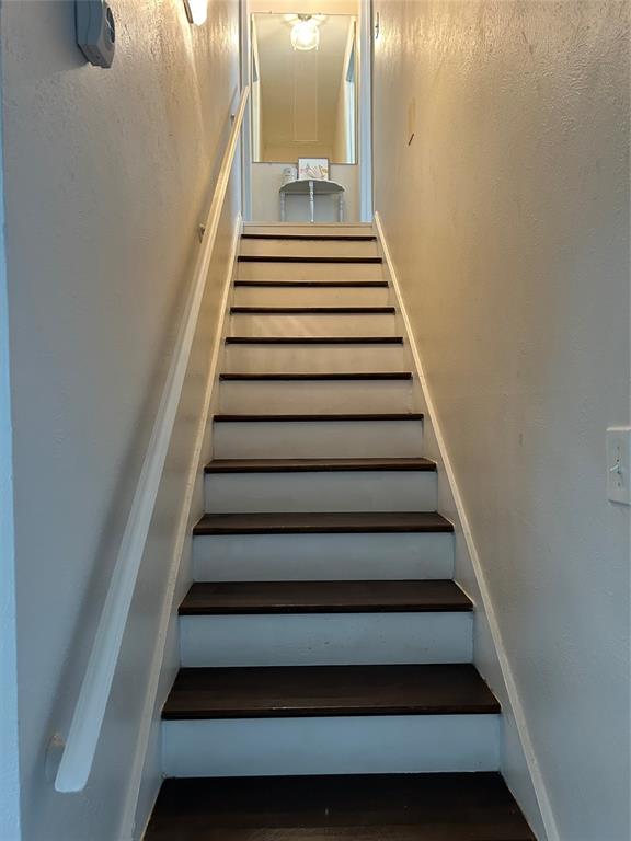 One Holland Place Condos - Residential