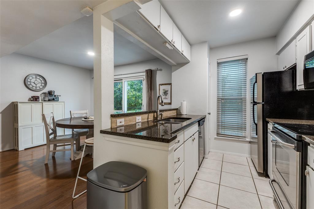 One Holland Place Condos - Residential