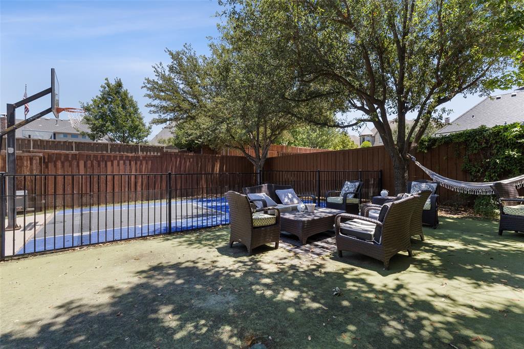 Starwood Ph Four Village 15 - Residential