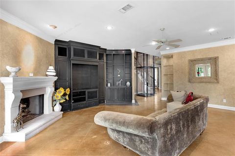 Tiny photo for 6413 Ridglea Crest Dr DR, Fort Worth, TX 76116 (MLS # 21268078)