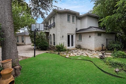 Tiny photo for 6413 Ridglea Crest Dr DR, Fort Worth, TX 76116 (MLS # 21268078)