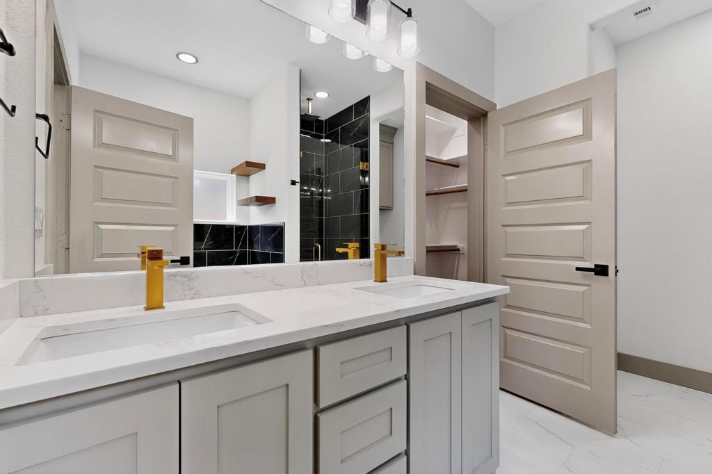 Ennis-Dvv - Residential