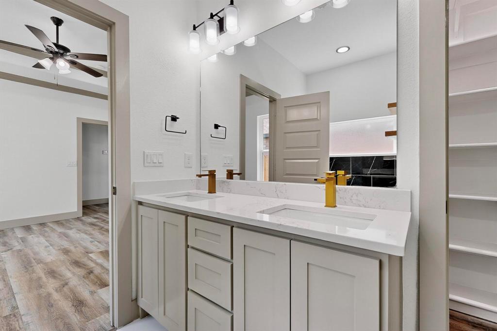 Ennis-Dvv - Residential