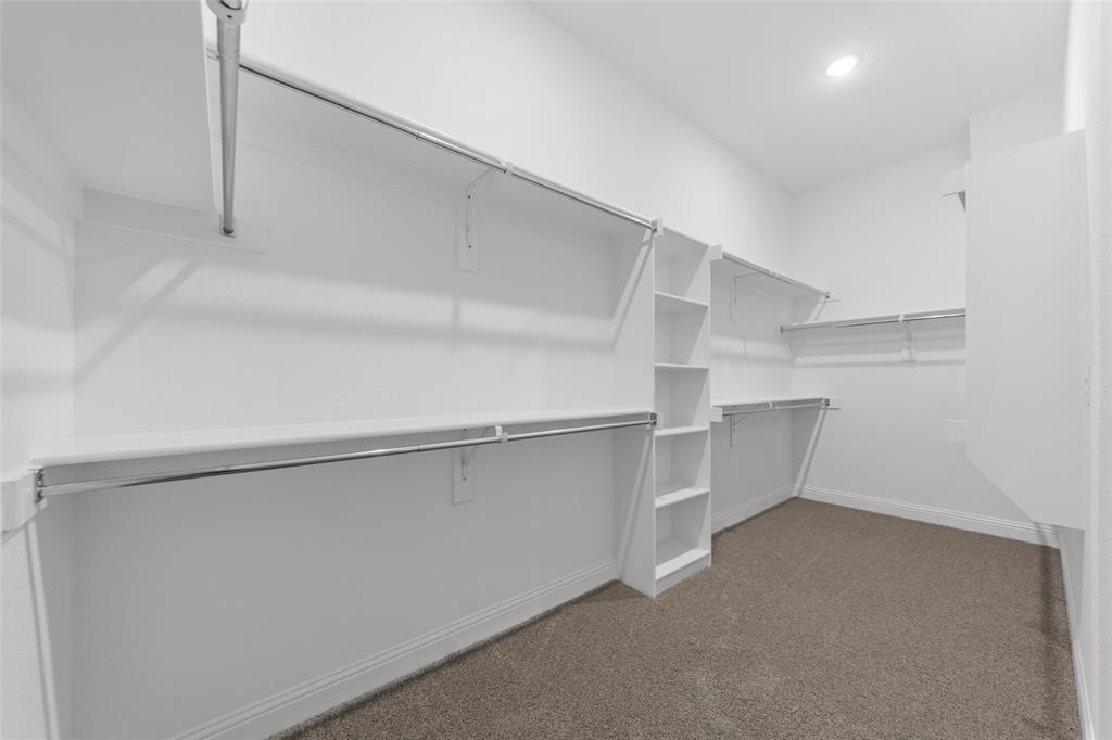 Oak Point Estates - Residential