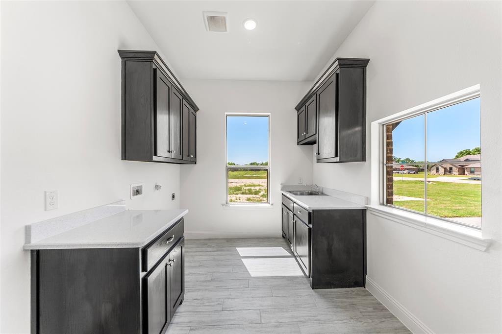 Oak Point Estates - Residential