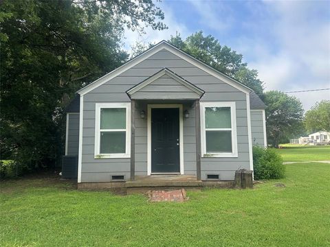 Property photo of 118 Owens Lane, Denton, TX 76209