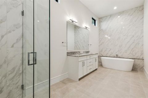 Tiny photo for 1118 Vera Court, Bartonville, TX 76226 (MLS # 21036286)