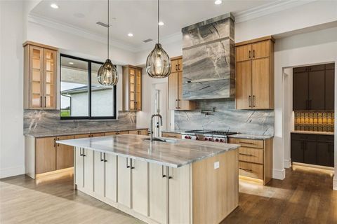 Tiny photo for 1118 Vera Court, Bartonville, TX 76226 (MLS # 21036286)