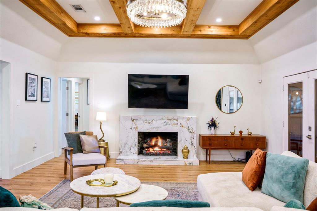 Prestonwood #8 - Residential