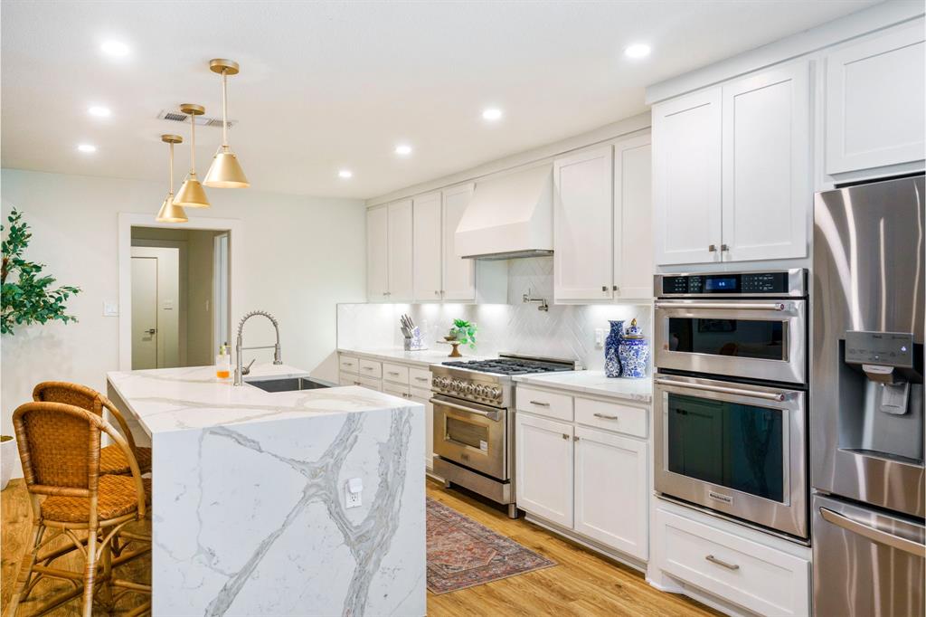 7246 Arbor Oaks Drive