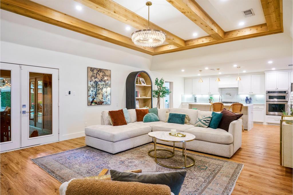 7246 Arbor Oaks Drive