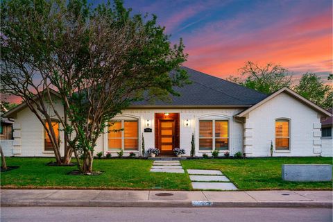 7246 Arbor Oaks Drive Dallas TX 75248