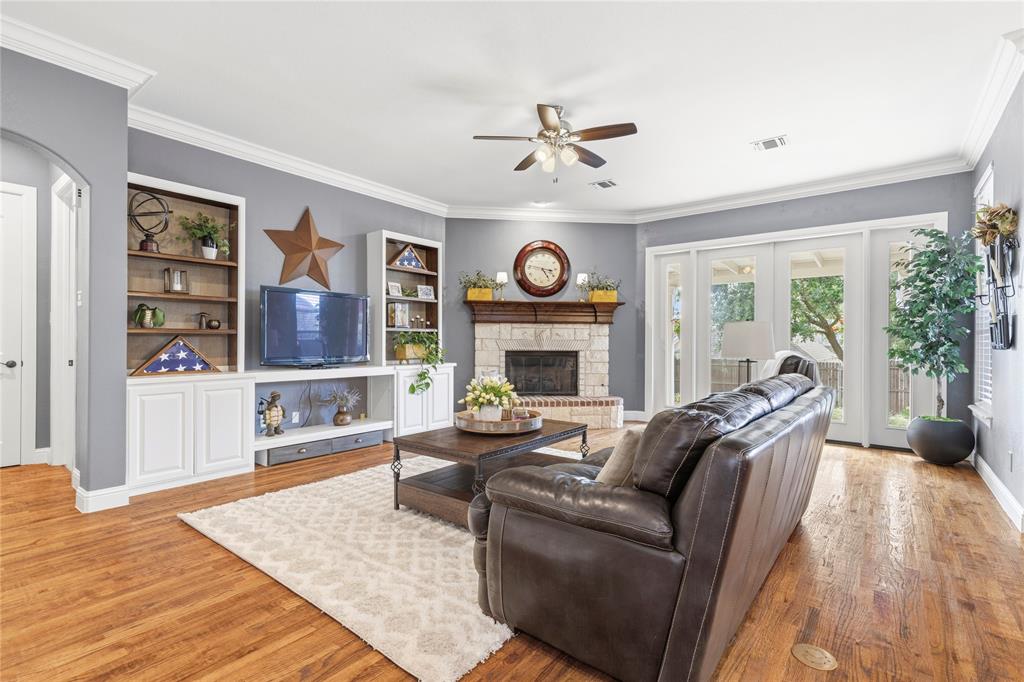 Whispering Oaks Nrh - Residential
