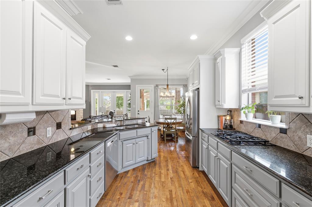 Whispering Oaks Nrh - Residential