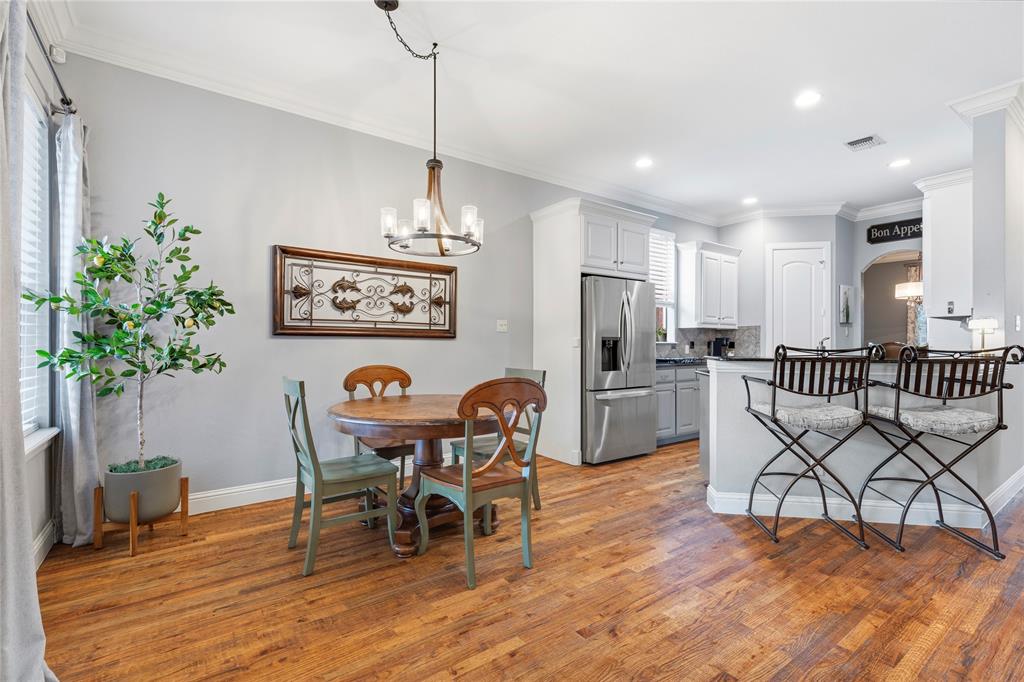 Whispering Oaks Nrh - Residential