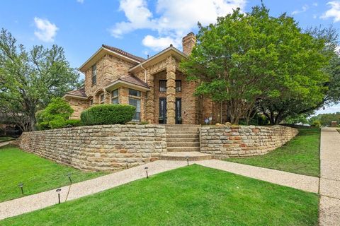 2320 Table Rock Court Arlington TX 76006