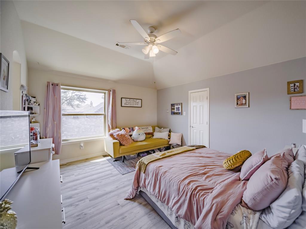 Resort On Eagle Mountain Lake - Residential