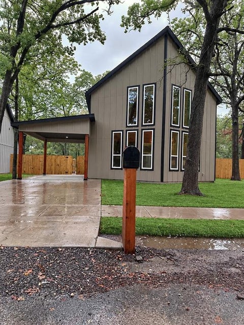 Photo of 199 SEAGROVE Lane, Quinlan, TX 75474 (MLS # 21404820)