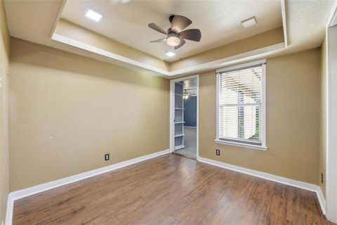 Tiny photo for 1512 Edison Avenue, Bridgeport, TX 76426 (MLS # 21197598)