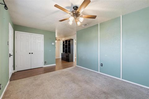 Tiny photo for 1512 Edison Avenue, Bridgeport, TX 76426 (MLS # 21197598)