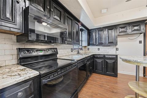 Tiny photo for 1512 Edison Avenue, Bridgeport, TX 76426 (MLS # 21197598)