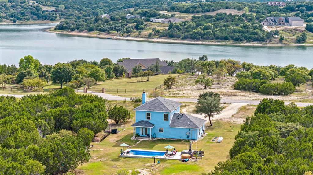 2035 Lakeside Drive
