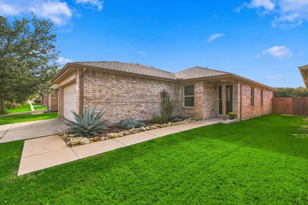 5916 Ridge Lake Drive