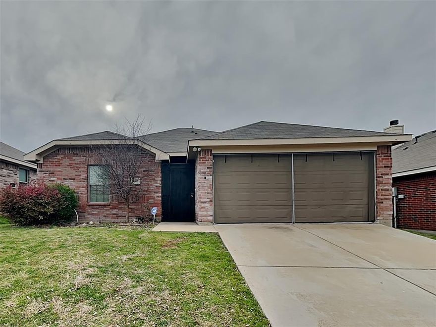 A spacious and move-in ready 4-bedroom, 2-bathroom home in Dallas is now available. This home features an open living area, large closets and easy access to major highways. Hurry homes this nice do not last long. Schedule your convenient self-showing today! For FAQ's and online application.

This property is eligible for deposit alternative coverage in lieu of a security deposit. For information and enrollment, please contact our leasing team and enjoy a deposit-free renting experience.  

Resident Benefit Package: $42.00-month. Includes HVAC air filter delivery, Tenant Liability Insurance, Credit Reporting, Tenant Rewards Program, and much more! 
This property is eligible for deposit alternative coverage in lieu of a security deposit. For information and enrollment, please contact our leasing team and enjoy a deposit-free renting experience.