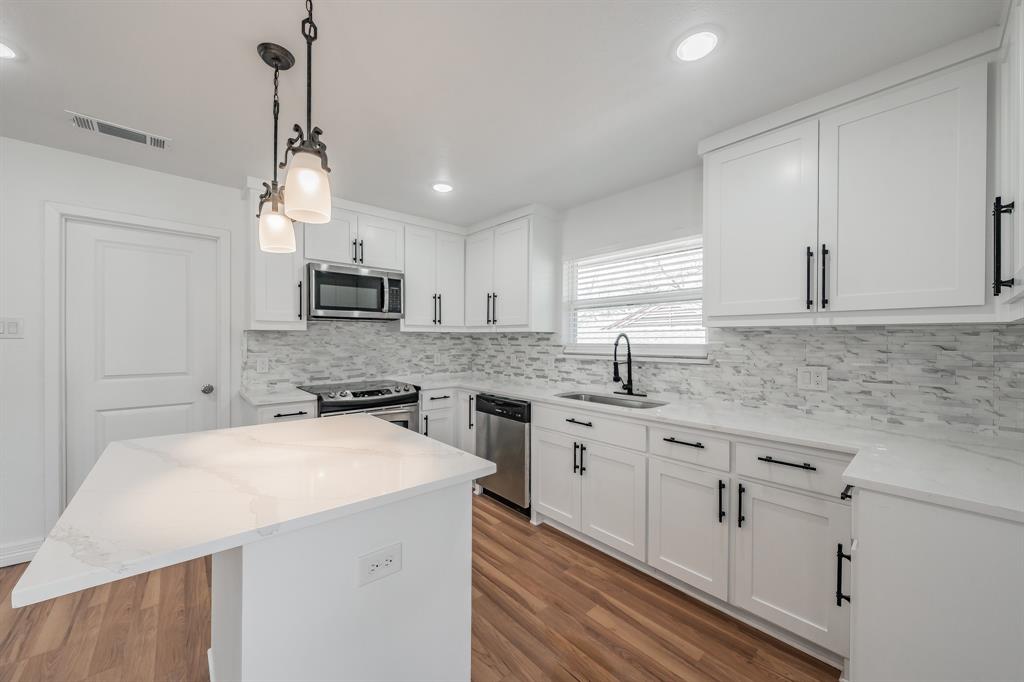 Glenview Rev - Residential