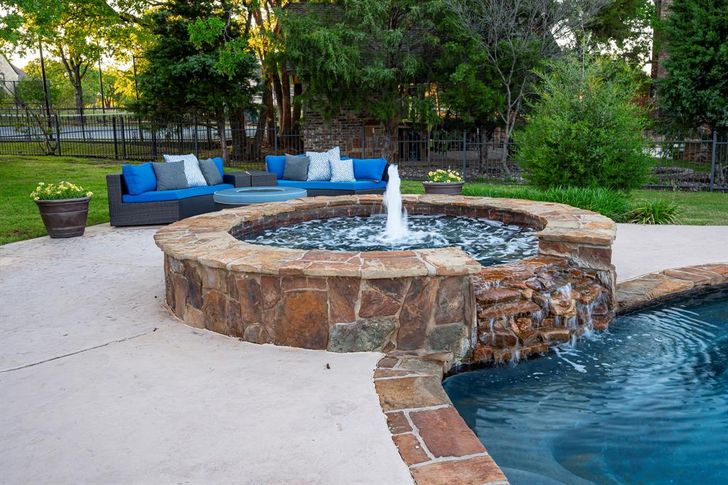 LIBERTY CROSSING - Residential