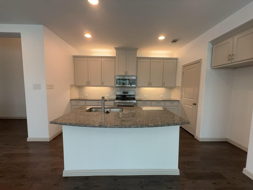 Viridian Village 10 - Residential Lease