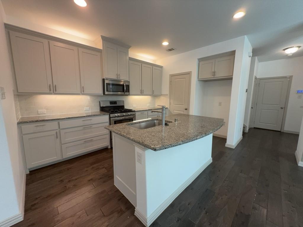 Viridian Village 10 - Residential Lease