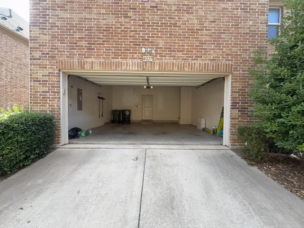 Viridian Village 10 - Residential Lease